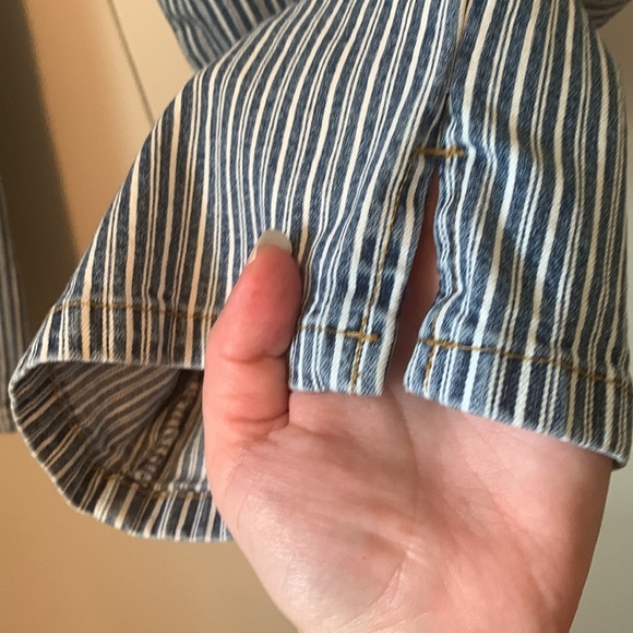 Vintage B.U.M Equipment Blue & White Vertical Stripe Jean Capris Size Missy 12 - Picture 6 of 7